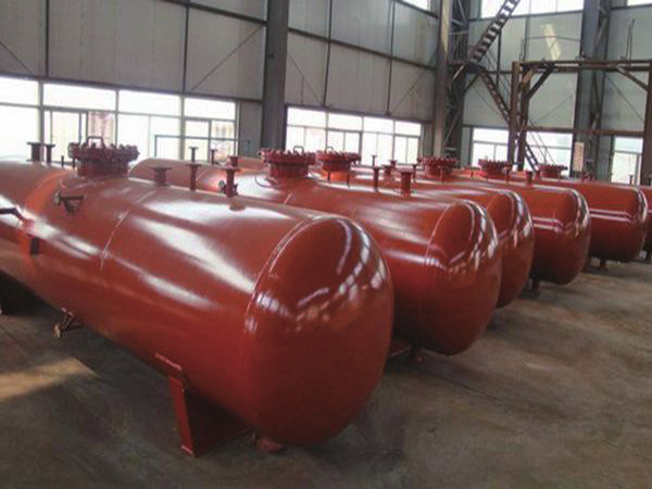 Oiler auxiliary eqipment